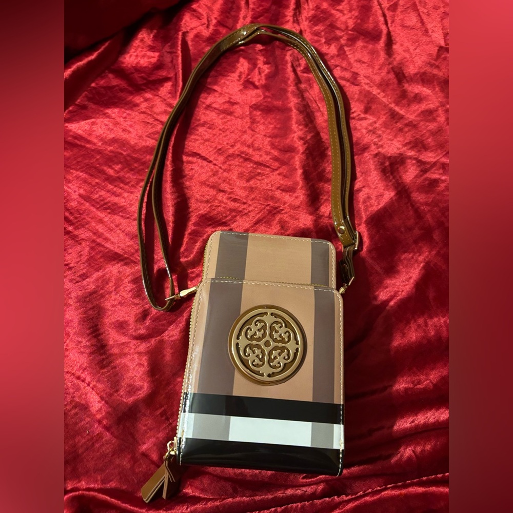 Stylish Tan and Brown Crossbody Bag